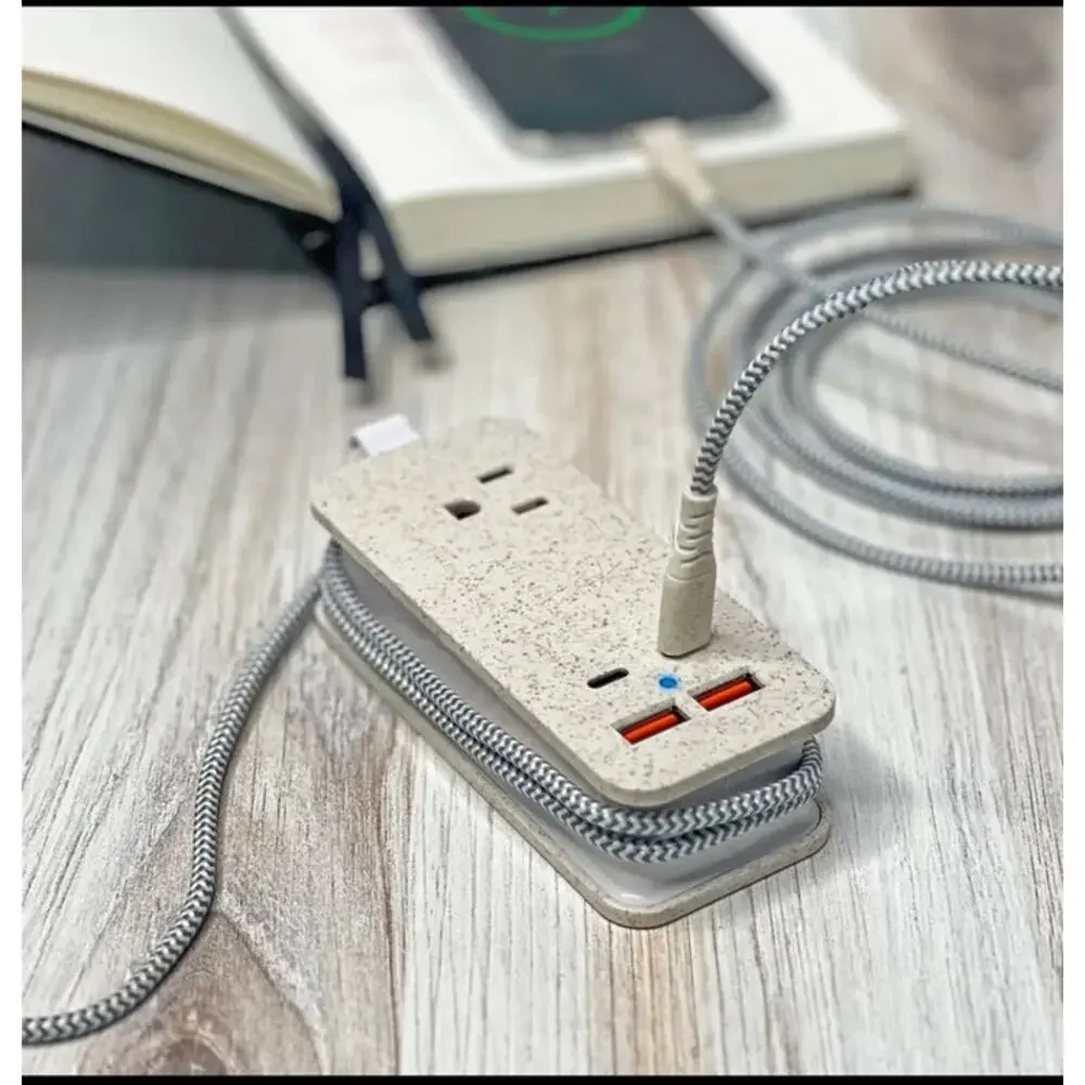 Power Trip Eco Outlet/Usb/Usb-C Charge